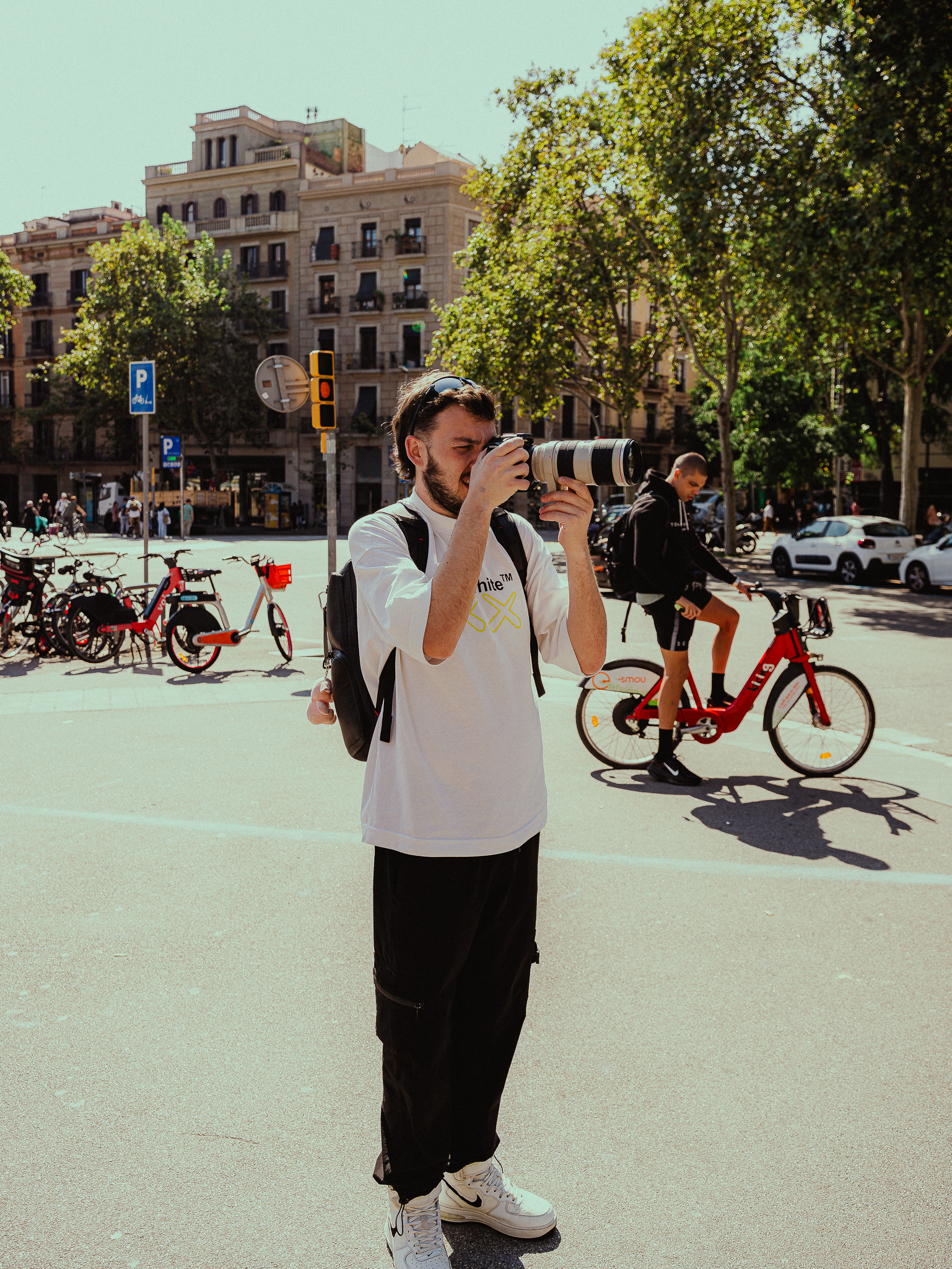 Por trás das fotografias