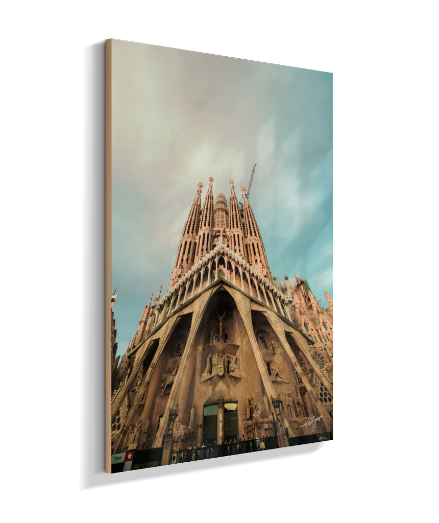 Rising Sagrada
