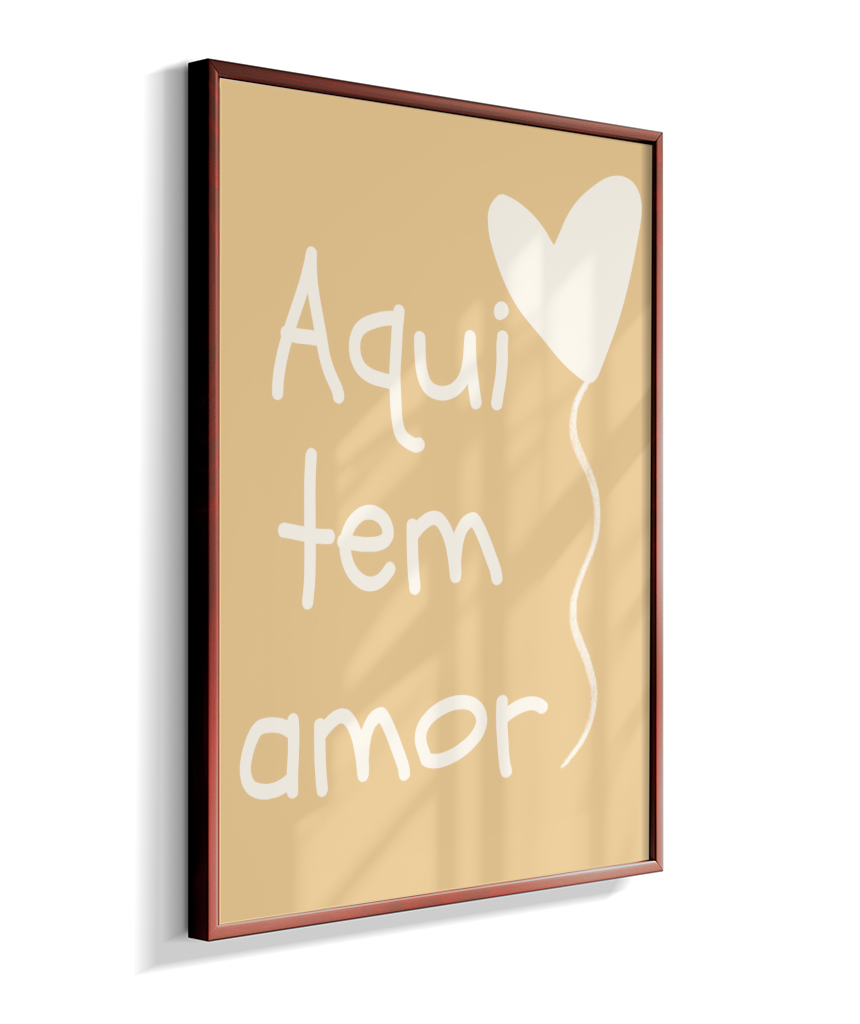 Aqui tem amor (amarela com coração)