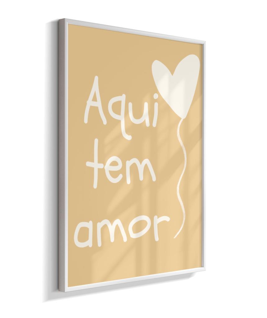 Aqui tem amor (amarela com coração)