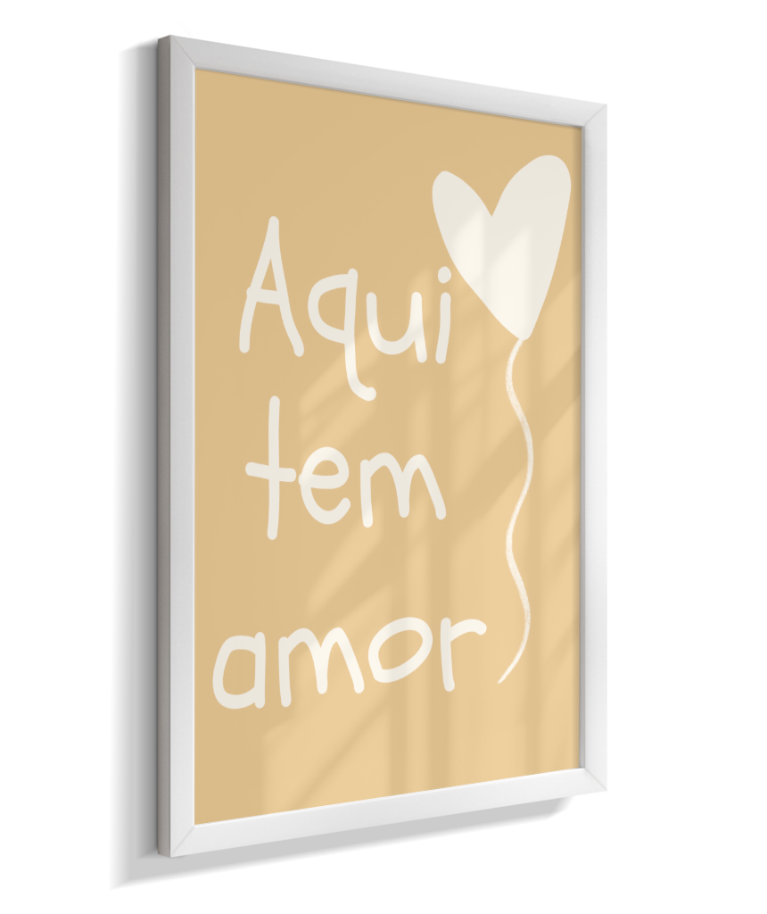 Aqui tem amor (amarela com coração)