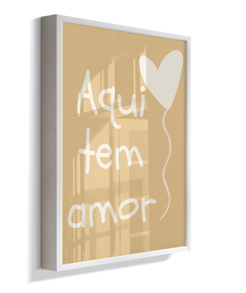 Aqui tem amor (amarela com coração)