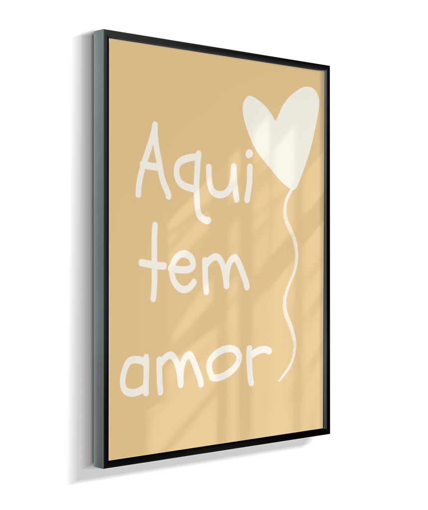 Aqui tem amor (amarela com coração)