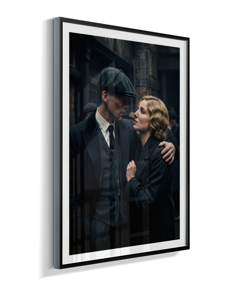 Quadro Decorativo Peaky Blinders Tommy e Grace Abraço Poster