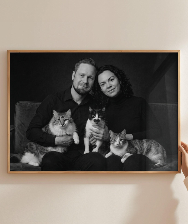 Memórias em Preto e Branco - Casal e Gatos